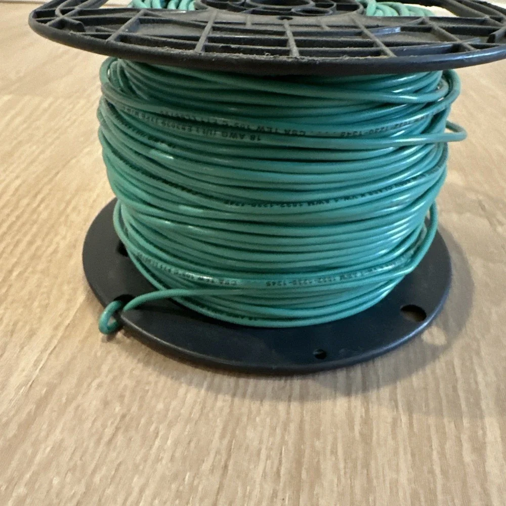 18 AWG (UL) EE83039 Type MTW 600V Class K VW-1. 500 FEET. Resignations 300+